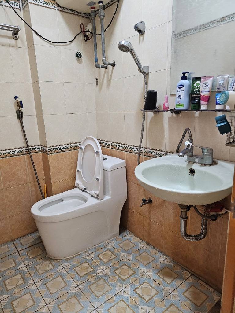 Bán nhà Nguyễn Đức Cảnh - diện tích 25m2 5 tầng - Nhà dân xây chắc chắn - giá 6,55 tỷ