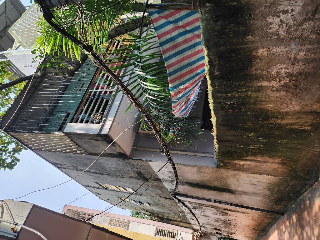 Bán nhà Khương Đình - diện tích 92m2 2 tầng - Lô góc 2 thoáng - giá 12 tỷ