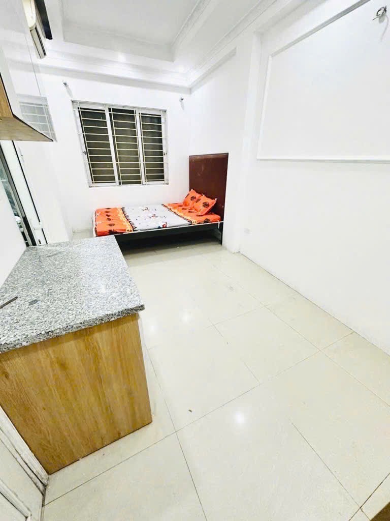 Bán nhà Đông Tác - diện tích 57m2 8 tầng - ô tô đỗ cửa - giá 9,3 tỷ