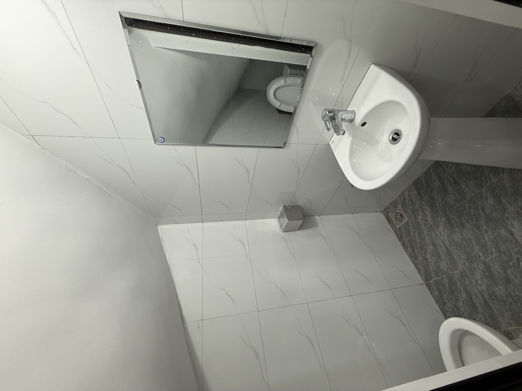 Bán nhà Minh Khai - diện tích 31m2 3 tầng - Ô TÔ TRÁNH 30M - giá 4,8 tỷ