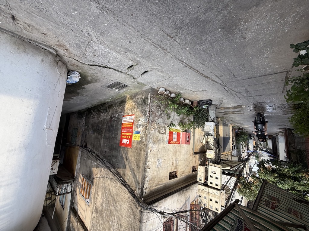 Bán nhà Minh Khai - diện tích 31m2 3 tầng - Ô TÔ TRÁNH 30M - giá 4,8 tỷ