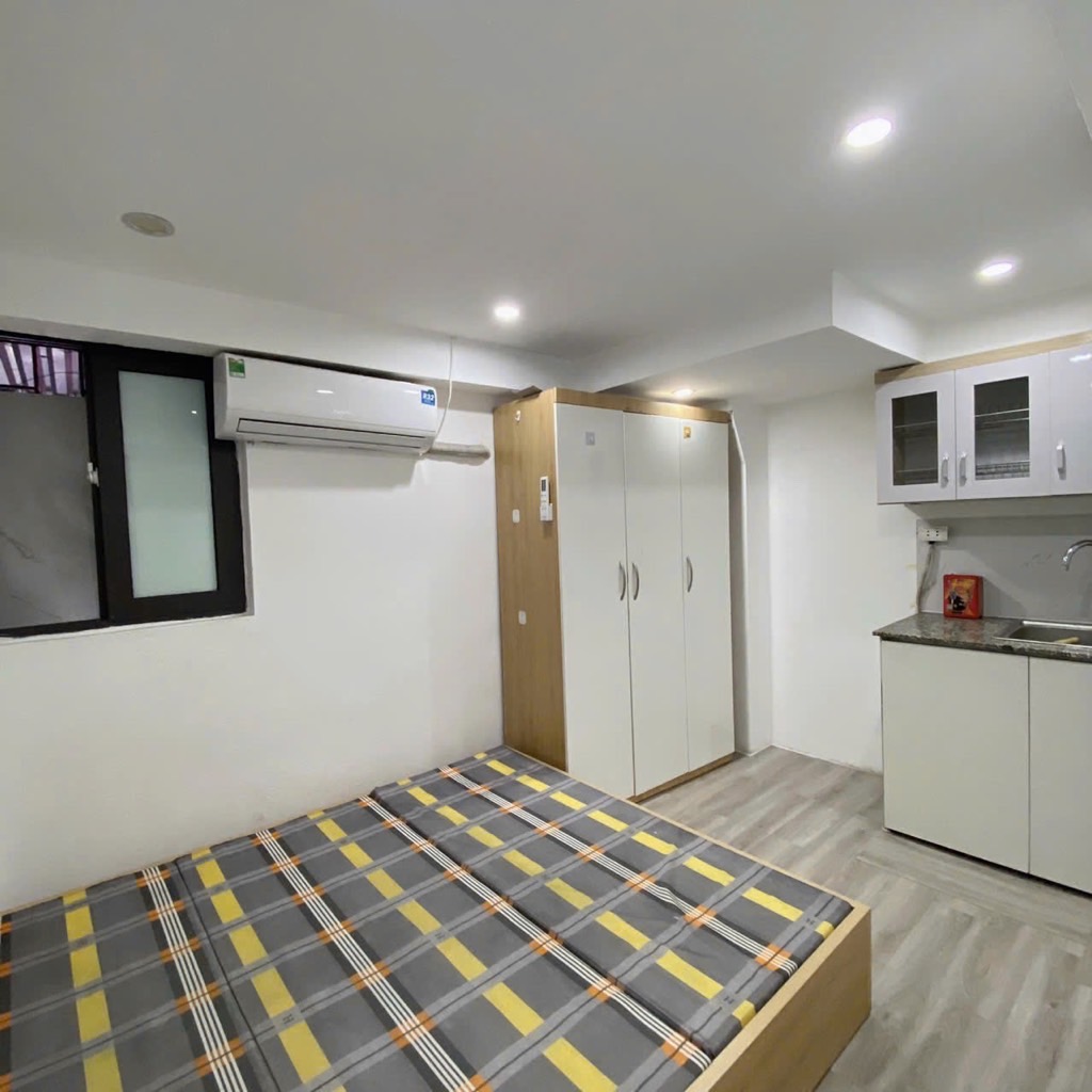 Bán nhà Mạc Thị Bưởi - diện tích 42m2 7 tầng - Nhà dòng tiền, thang máy - giá 10 tỷ