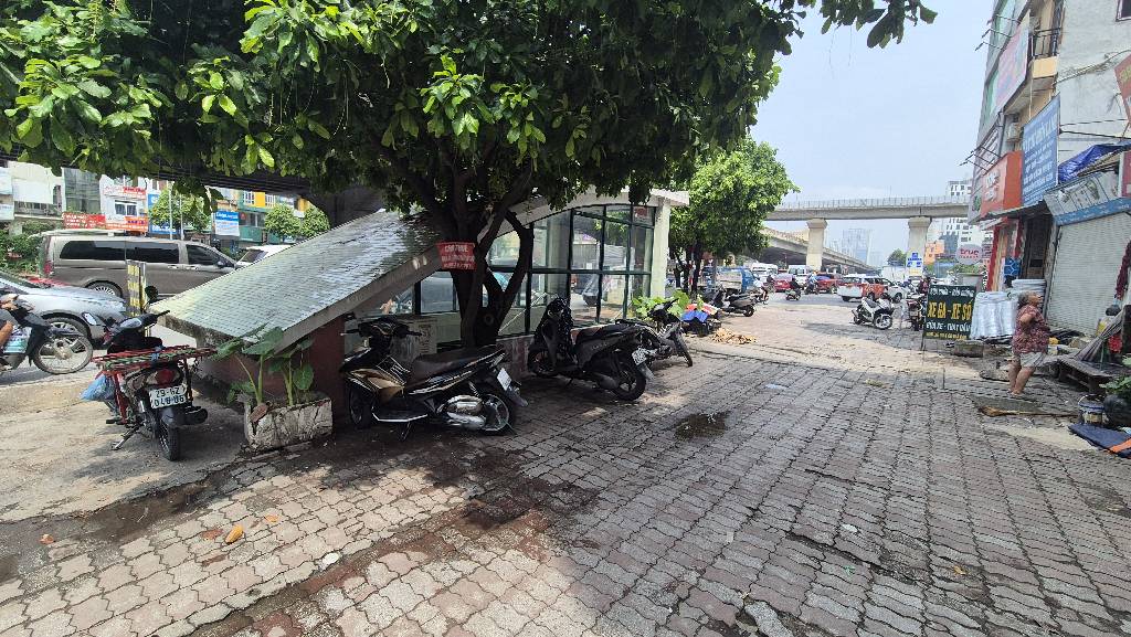 Bán nhà Nguyễn Xiển - diện tích 38m2 1 tầng - nhà đẹp hiếm có - giá 4 tỷ