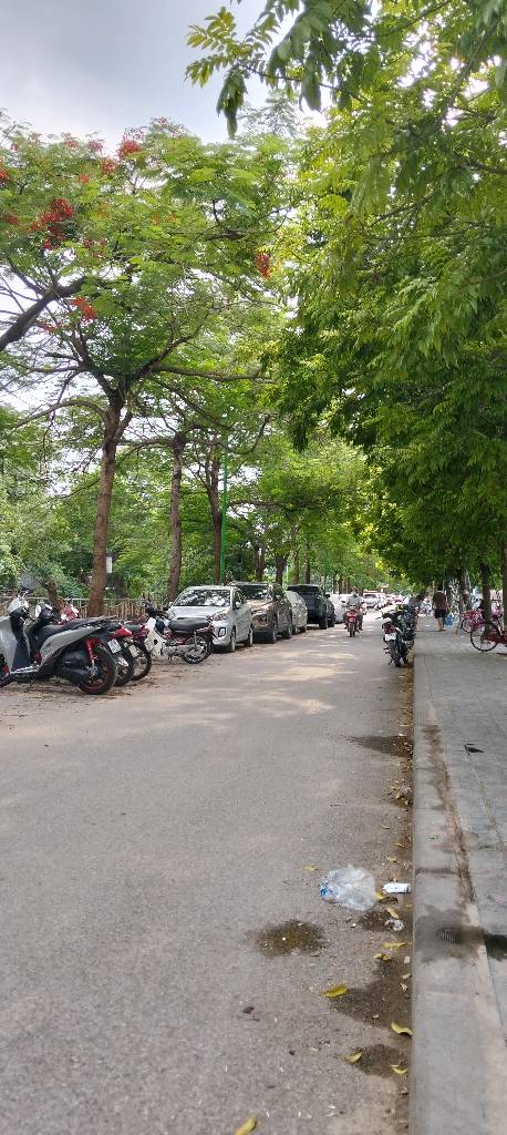 Bán nhà Phan Đình Giót - diện tích 34m2 5 tầng - Mặt ngõ thông ô tô - giá 8,4 tỷ