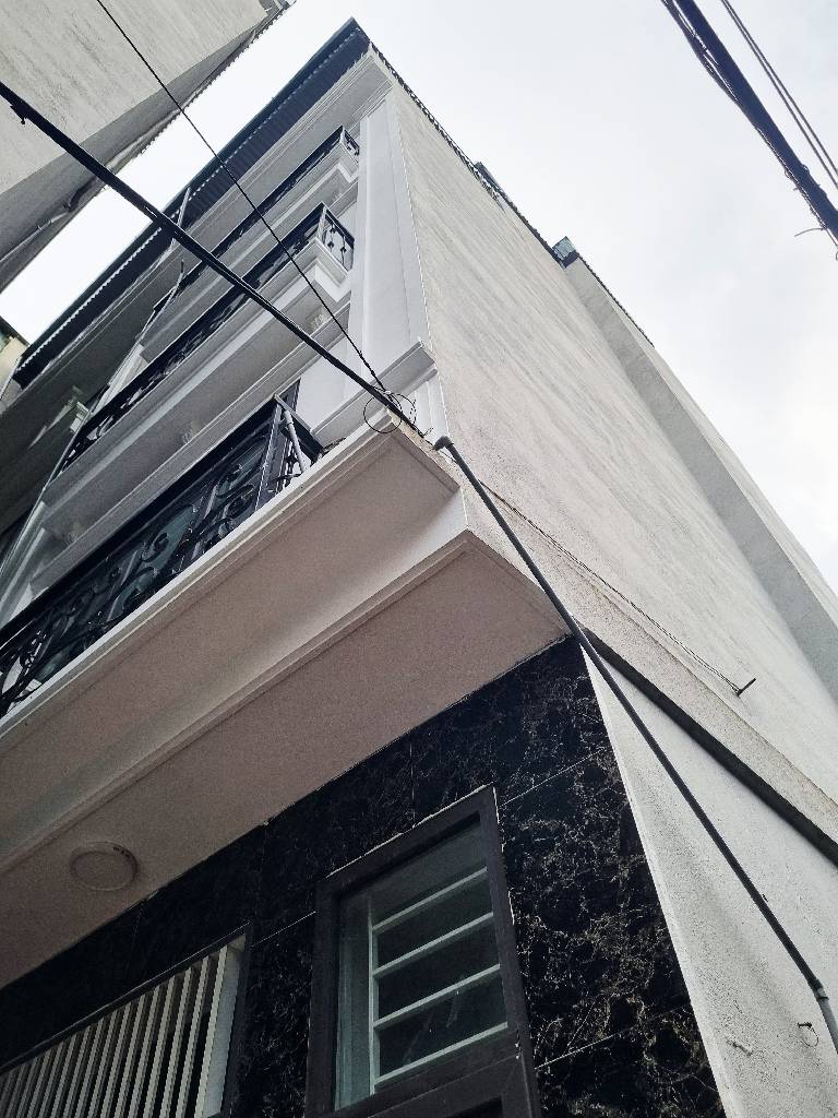 Bán nhà Đông Thiên - diện tích 31m2 5 tầng - Lô góc, gần phố - giá 7,5 tỷ