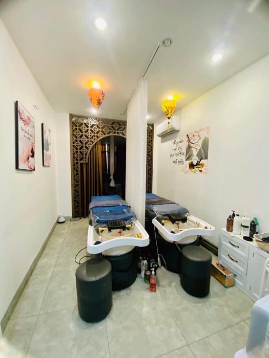 Bán nhà Bạch Mai - diện tích 33m2 5 tầng - Mặt phố, thang máy, kinh doanh - giá 17 tỷ