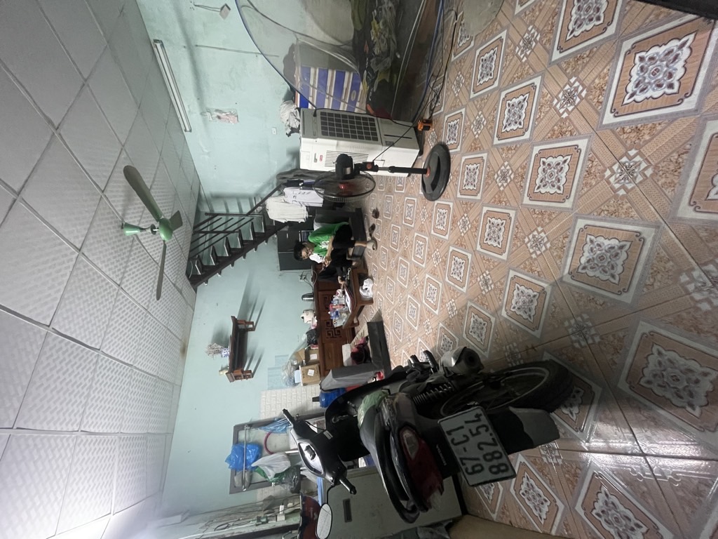 Bán nhà Lĩnh Nam - diện tích 41m2 2 tầng - Nhà không sổ - giá 1,05 tỷ