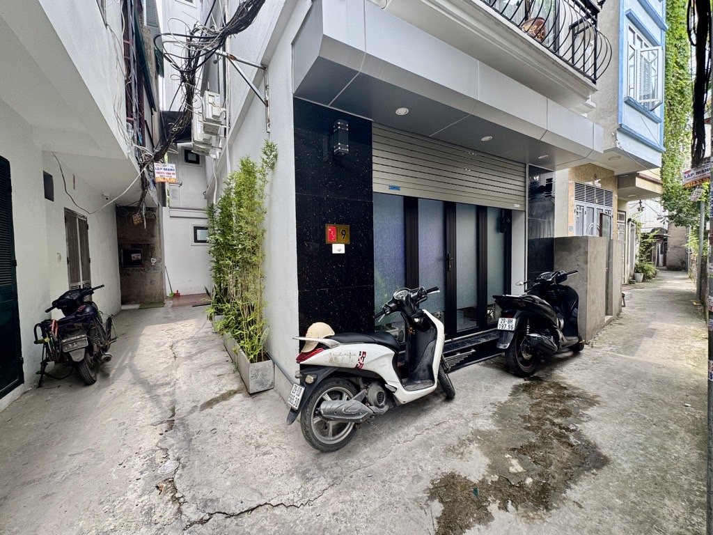 Bán nhà Tam Trinh - diện tích 38m2 5 tầng - Lô góc 2 thoáng vĩnh viễn - giá 9,7 tỷ