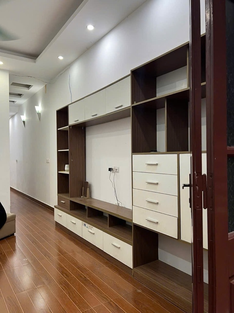 Bán nhà Dương Văn Bé - diện tích 68.7m2 4 tầng - Ô tô tránh - giá 12,5 tỷ