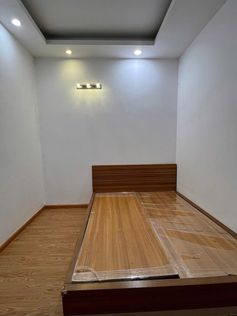 Bán nhà Dương Văn Bé - diện tích 68.7m2 4 tầng - Ô tô tránh - giá 12,5 tỷ