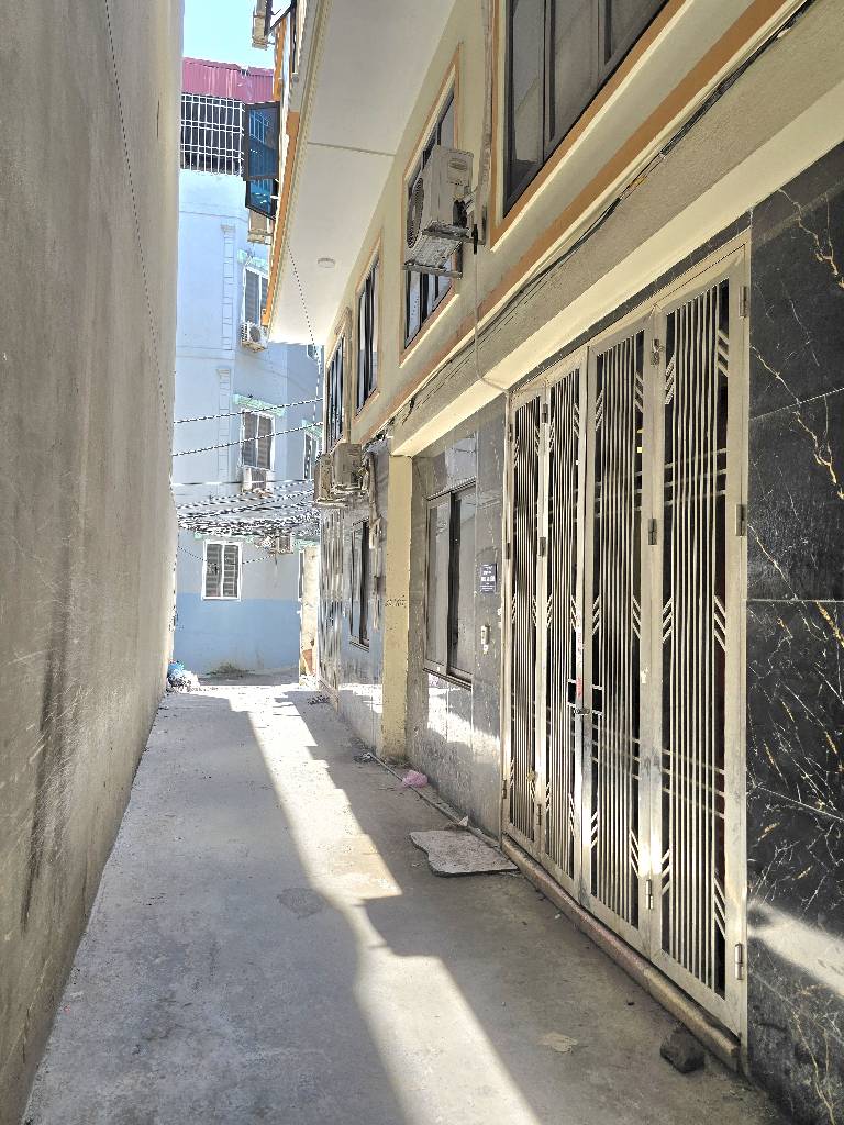 Bán nhà Định Công - diện tích 35m2 6 tầng - SIÊU PHẨM PHÂN LÔ - THANG MÁY - giá 8,6 tỷ