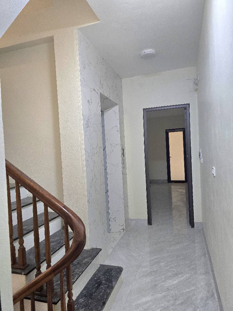 Bán nhà Định Công - diện tích 35m2 6 tầng - SIÊU PHẨM PHÂN LÔ - THANG MÁY - giá 8,6 tỷ