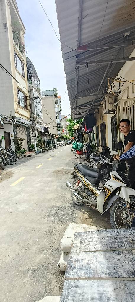 Bán nhà Nguyễn Khoái - diện tích 54m2 1 tầng - Nhà khu tập thể Binh Đoàn 12 - giá 9,7 tỷ