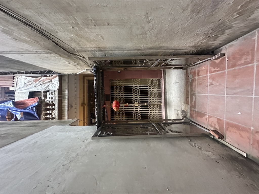 Bán nhà Đê La Thành - diện tích 73m2 6 tầng - Vừa ở vừa cho thuê - giá 16,8 tỷ