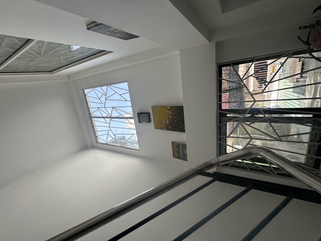 Bán nhà Đê La Thành - diện tích 73m2 6 tầng - Vừa ở vừa cho thuê - giá 16,8 tỷ