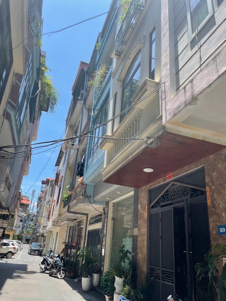 Bán nhà Khương Trung - diện tích 35.5m2 4 tầng - ô tô vào tận nhà - giá 15 tỷ