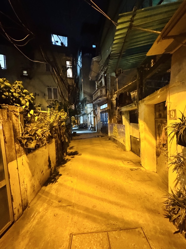 Bán nhà Phan Đình Giót - diện tích 82.7m2 6 tầng - Ô tô vào nhà - giá 19 tỷ