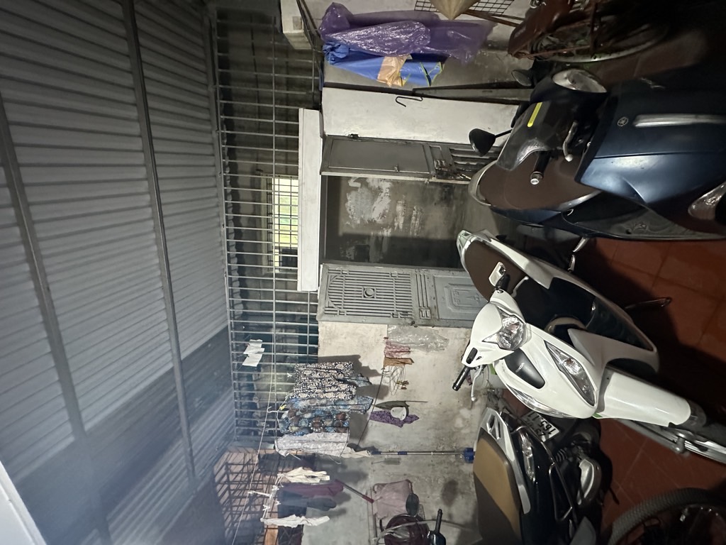 Bán nhà Ngõ Quỳnh - diện tích 50m2 3 tầng - Nhà cũ xác định bán đất - giá 11 tỷ