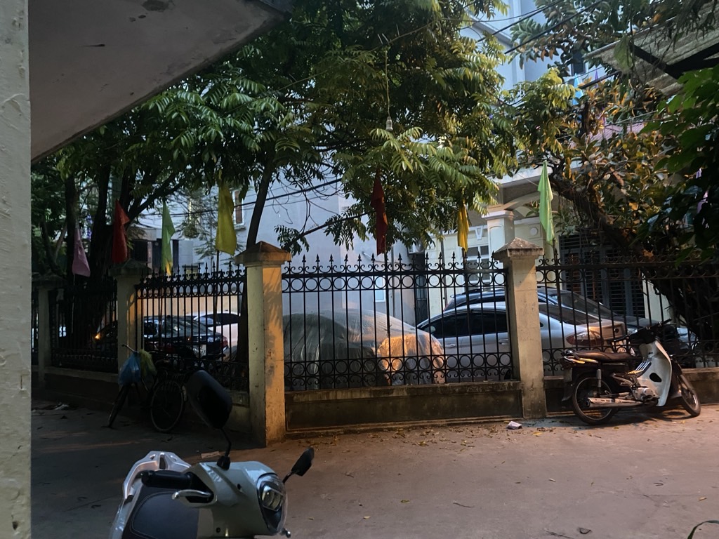 Bán nhà Triều Khúc - diện tích 82.4m2 5 tầng - nhà đẹp hiếm có - giá 19,8 tỷ