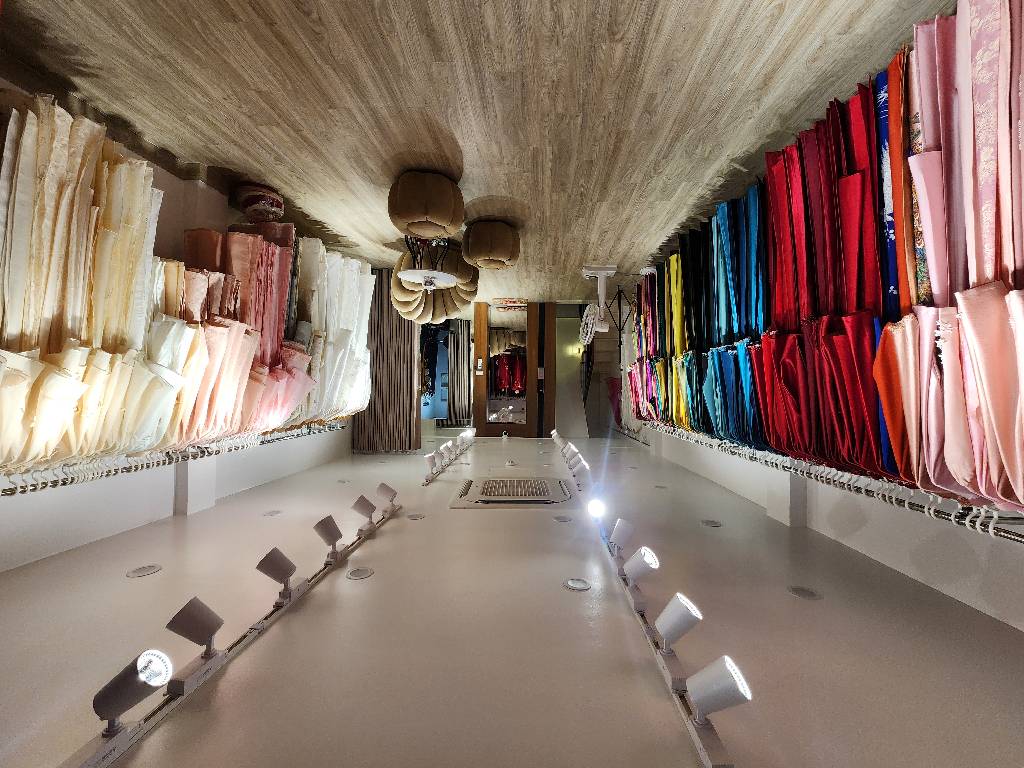 Bán nhà Trung Phụng - diện tích 45m2 5 tầng - ô tô tránh - giá 21 tỷ