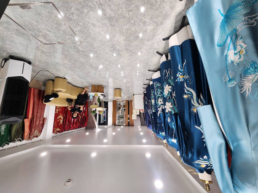 Bán nhà Trung Phụng - diện tích 45m2 5 tầng - ô tô tránh - giá 21 tỷ