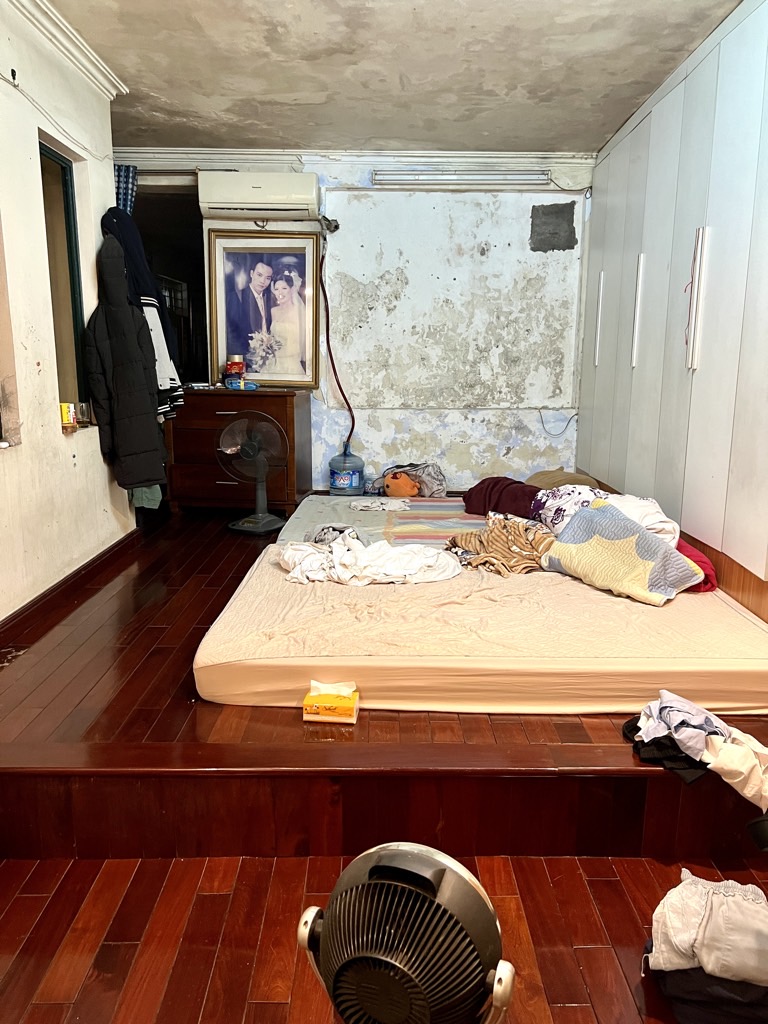 Bán nhà Tây Kết - diện tích 48.8m2 3 tầng - ô tô - giá 15,5 tỷ