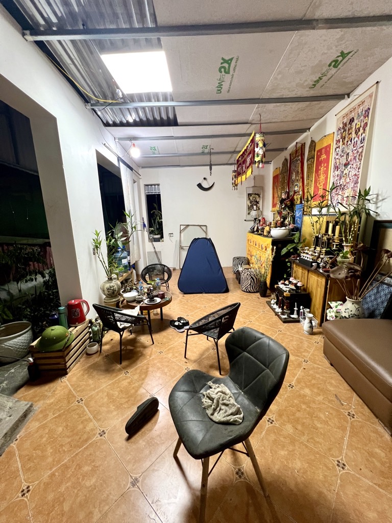 Bán nhà Tây Kết - diện tích 48.8m2 3 tầng - ô tô - giá 15,5 tỷ