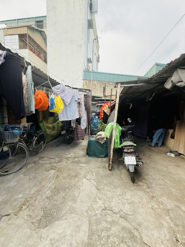 Bán nhà Lĩnh Nam - diện tích 95m2 1 tầng - ÔTÔ ĐỖ CỔNG - giá 11,9 tỷ