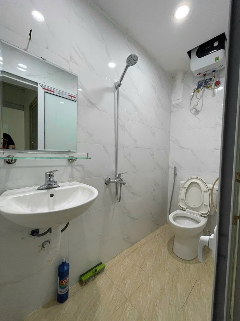 Bán nhà Phương Mai - diện tích 50m2 1 tầng - Gần mặt phố - giá 3,5 tỷ