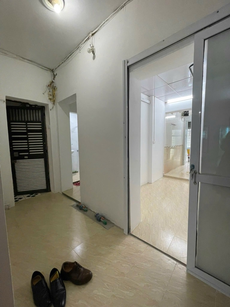 Bán nhà Phương Mai - diện tích 50m2 1 tầng - Gần mặt phố - giá 3,5 tỷ