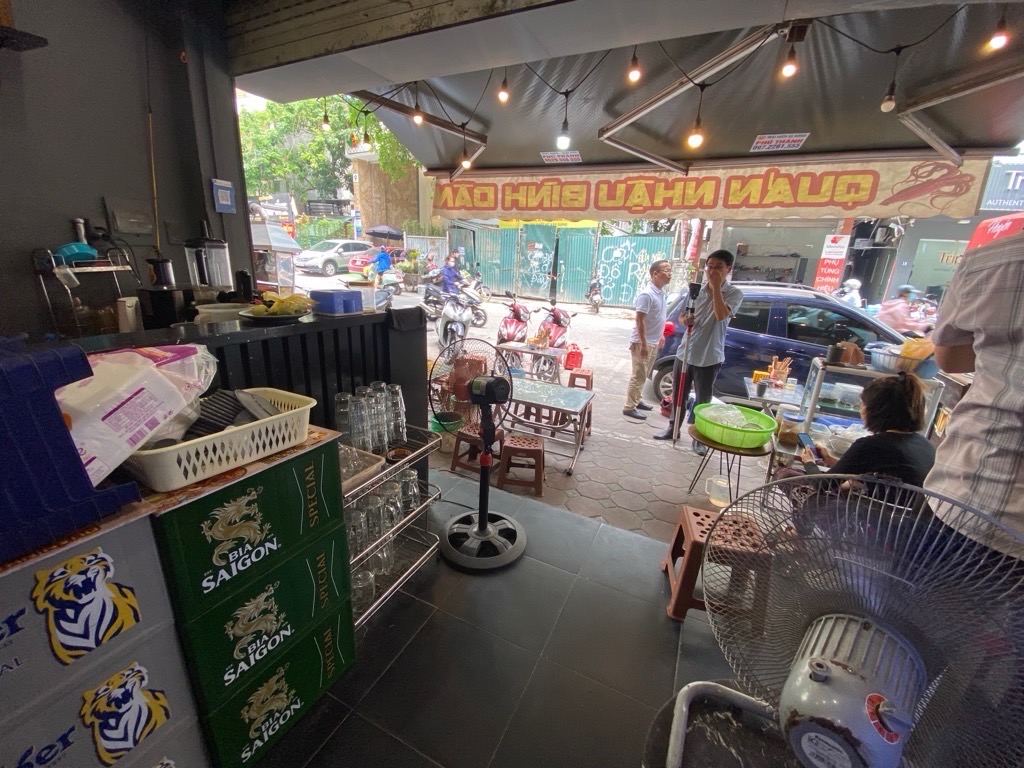 Bán nhà Trung Phụng - diện tích 16m2 3 tầng - Mặt phố - Hiếm - Vỉa hè to - giá 10 tỷ