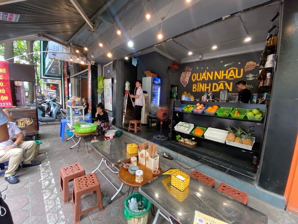 Bán nhà Trung Phụng - diện tích 16m2 3 tầng - Mặt phố - Hiếm - Vỉa hè to - giá 10 tỷ