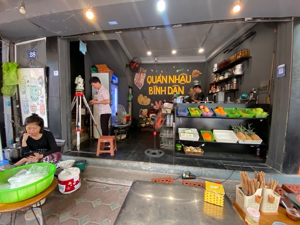 Bán nhà Trung Phụng - diện tích 16m2 3 tầng - Mặt phố - Hiếm - Vỉa hè to - giá 10 tỷ