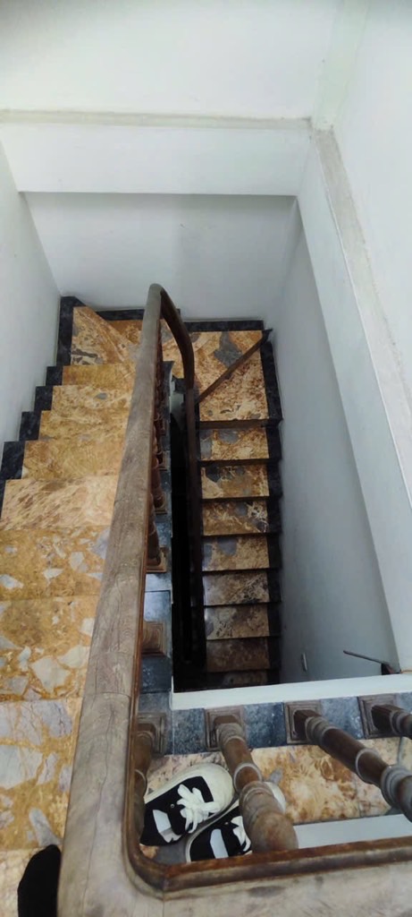 Bán nhà Thịnh Hào - diện tích 85m2 4 tầng - Chung cư mini, ô tô tránh - giá 15,999 tỷ