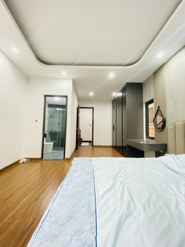 Bán nhà Lê Trọng Tấn - 35.6m2 - 6 tầng lô góc 3 thoáng, thang máy, khu phân lô Quân đội - giá 13,4 tỷ