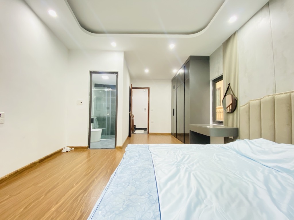 Bán nhà Lê Trọng Tấn - 35.6m2 - 6 tầng lô góc 3 thoáng, thang máy, khu phân lô Quân đội - giá 13,4 tỷ