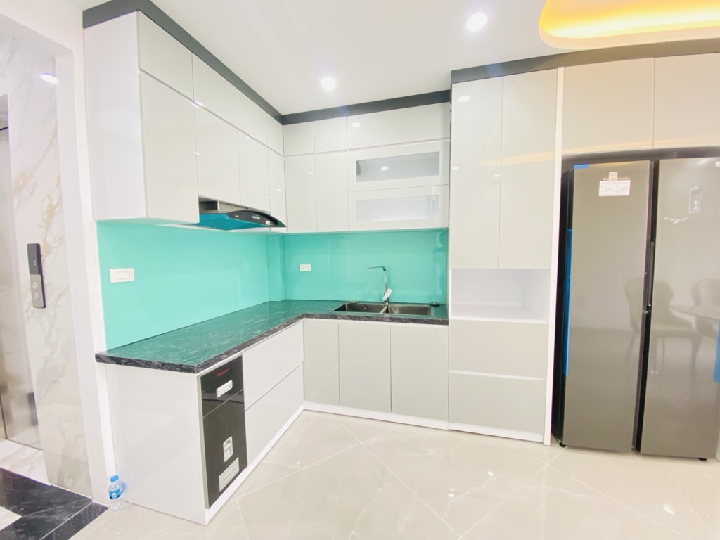 Bán nhà Lê Trọng Tấn - 35.6m2 - 6 tầng lô góc 3 thoáng, thang máy, khu phân lô Quân đội - giá 13,4 tỷ