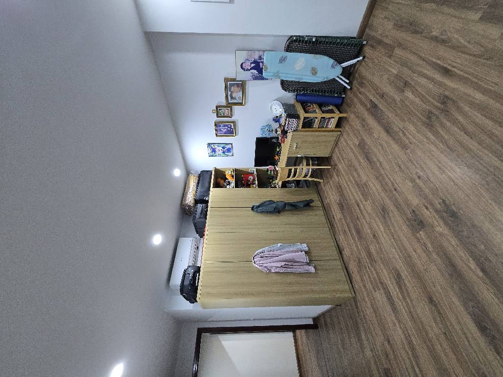 Bán nhà Lê Văn Lương - diện tích 104m2 4 tầng - Chung cư hiếm trung tâm - giá 9,5 tỷ