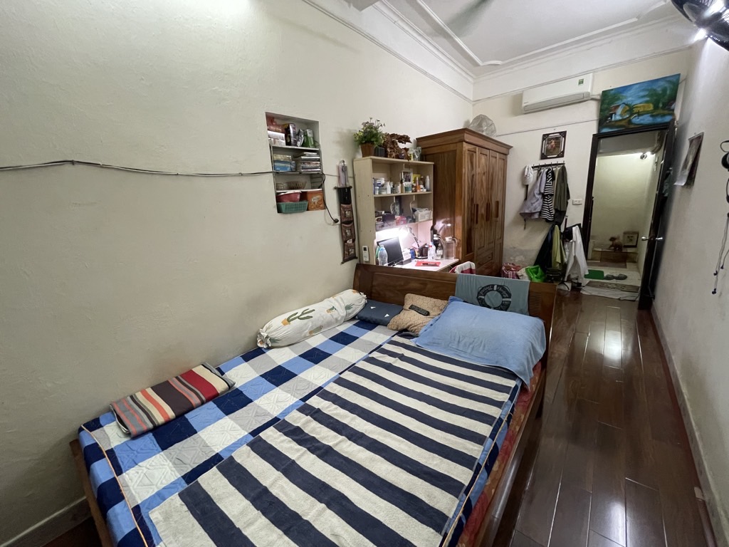 Bán nhà Tây Sơn - diện tích 36,7m2 4 tầng - Ngõ ô tô thông - giá 9,6 tỷ