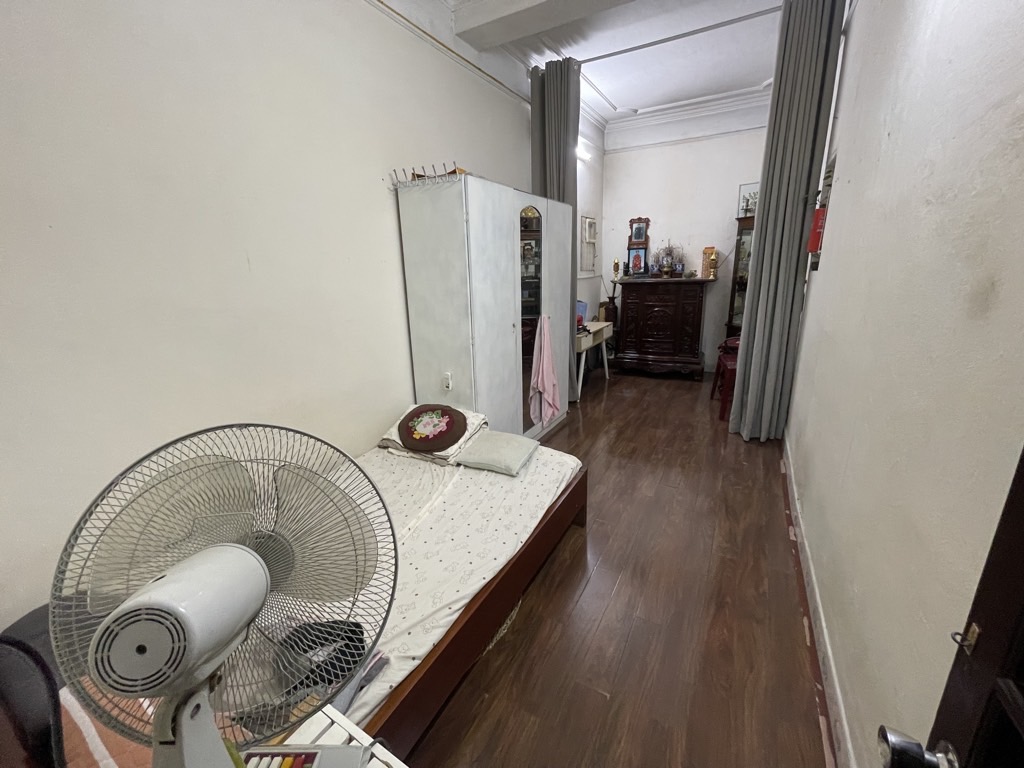 Bán nhà Tây Sơn - diện tích 36,7m2 4 tầng - Ngõ ô tô thông - giá 9,6 tỷ