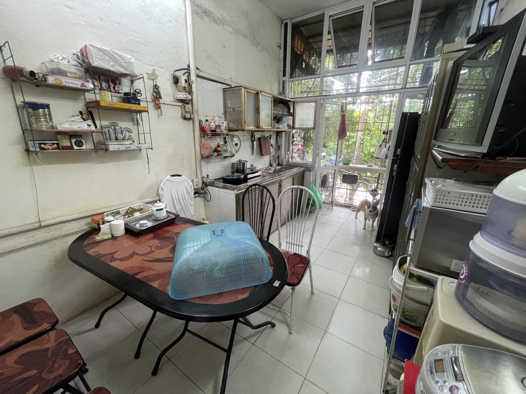 Bán nhà Tây Sơn - diện tích 36,7m2 4 tầng - Ngõ ô tô thông - giá 9,6 tỷ