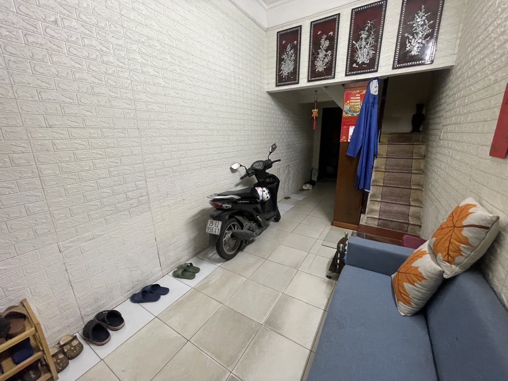 Bán nhà Tây Sơn - diện tích 36,7m2 4 tầng - Ngõ ô tô thông - giá 9,6 tỷ