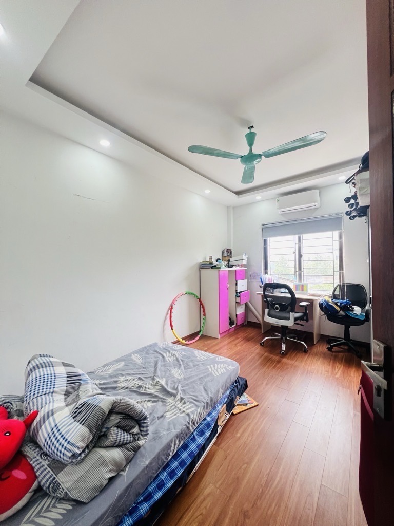 Bán nhà Kim Giang - diện tích 51m2 5 tầng - Ô tô đỗ cửa - giá 13,6 tỷ