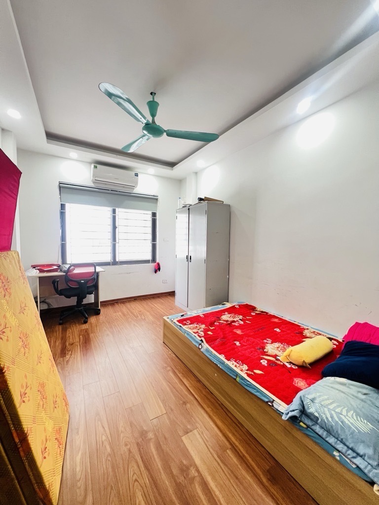 Bán nhà Kim Giang - diện tích 51m2 5 tầng - Ô tô đỗ cửa - giá 13,6 tỷ