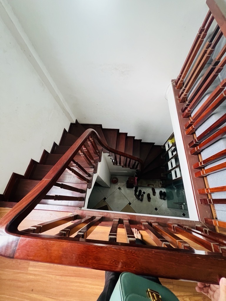 Bán nhà Kim Giang - diện tích 51m2 5 tầng - Ô tô đỗ cửa - giá 13,6 tỷ