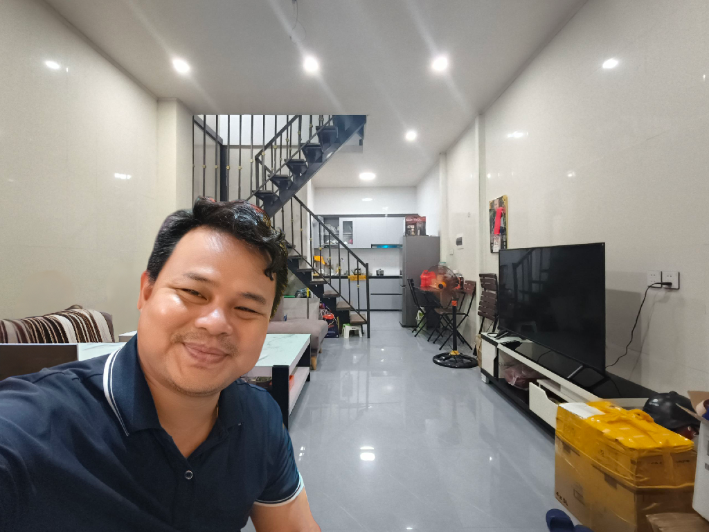 Bán nhà Định Công Hạ - diện tích 39.5m2 3 tầng - GẦN PHỐ, GẦN Ô TÔ - giá 4,1 tỷ