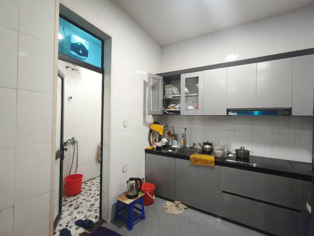 Bán nhà Định Công Hạ - diện tích 39.5m2 3 tầng - GẦN PHỐ, GẦN Ô TÔ - giá 4,1 tỷ