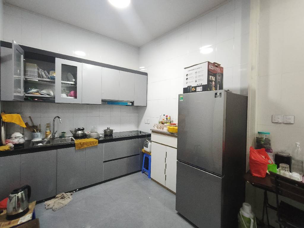 Bán nhà Định Công Hạ - diện tích 39.5m2 3 tầng - GẦN PHỐ, GẦN Ô TÔ - giá 4,1 tỷ