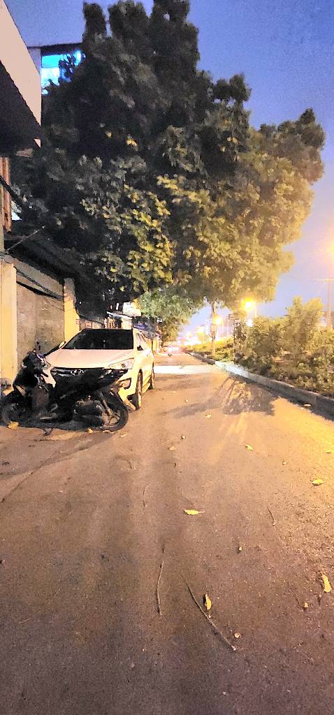 Bán nhà Nguyễn Khoái - diện tích 48m2 1 tầng - ô tô tránh - giá 3,6 tỷ