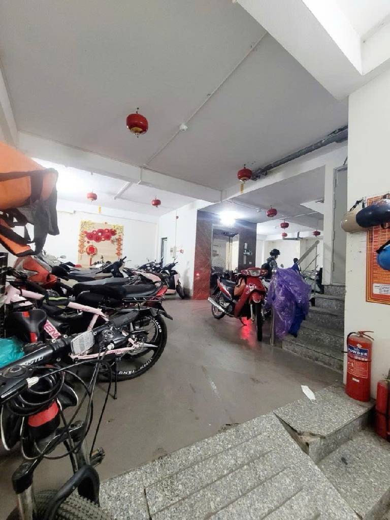 Bán nhà Khương Đình - diện tích 91m2 8 tầng - Thang máy, cho thuê full nội thất - giá 23,5 tỷ